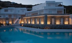 Реконструкция отеля Relux Ios Hotel в Греции