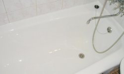 Как вывести желтый налет от воды с поверхности ванны