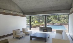 Простота интерьера Concrete House в Пьемонте, Калифорния