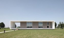 Технологичный особняк в Италии от Andrea Oliva Architetto