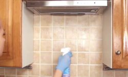 Как быстро отмыть плитку на кухне
