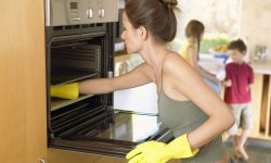 7 правил ухода за бытовой техникой на кухне
