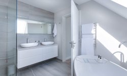 10 практичных советов для уборки в ванной комнате