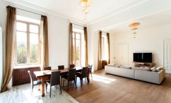 Классика и элегантность апартаментов в Турине