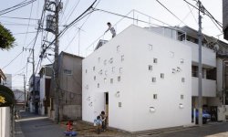 Игрушечный дом в Токио от Takeshi Hosaka Architects