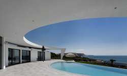 Роскошный Colunata House в Португалии от Марио Мартинса