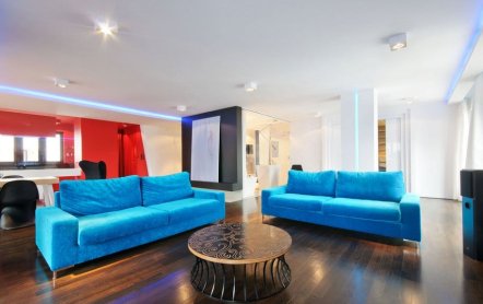 Необычная квартира в центре Варшавы от HOLA Design