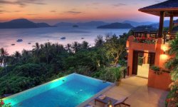 Villa Kiana с видом на океан в Таиланде