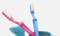 5 идей для хранения зубных щеток и пасты