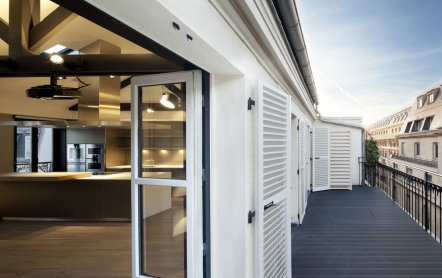 Стильная квартира в старом районе Парижа