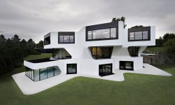 Необычный дом Dupli Casa в Германии от J. Mayer H.
