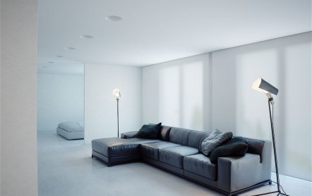 Откровенный минимализм Q1 Apartment от студии Modom