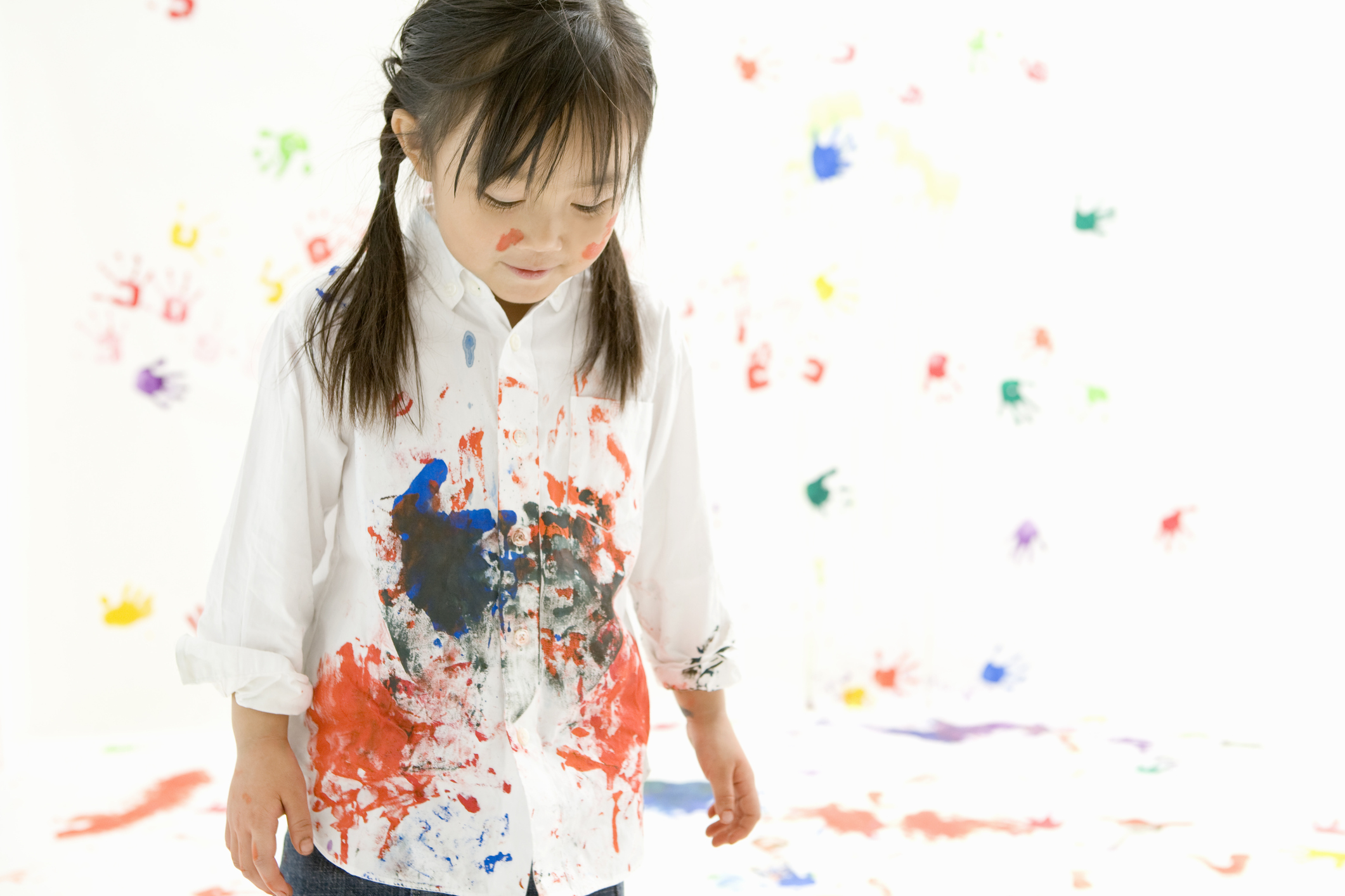 Как отстирать краску с одежды - 5 эффективных способов