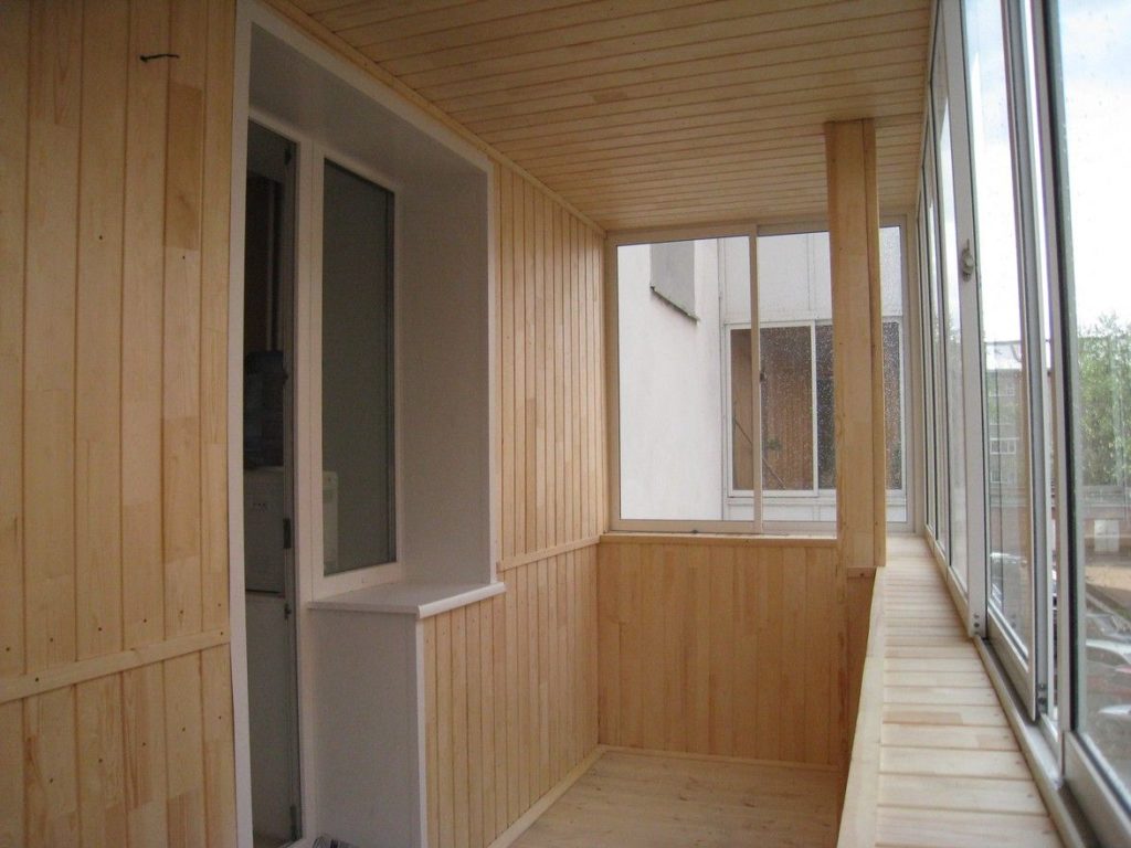 Внутренняя отделка балконов и лоджий в Санкт-Петербурге. Стоимость